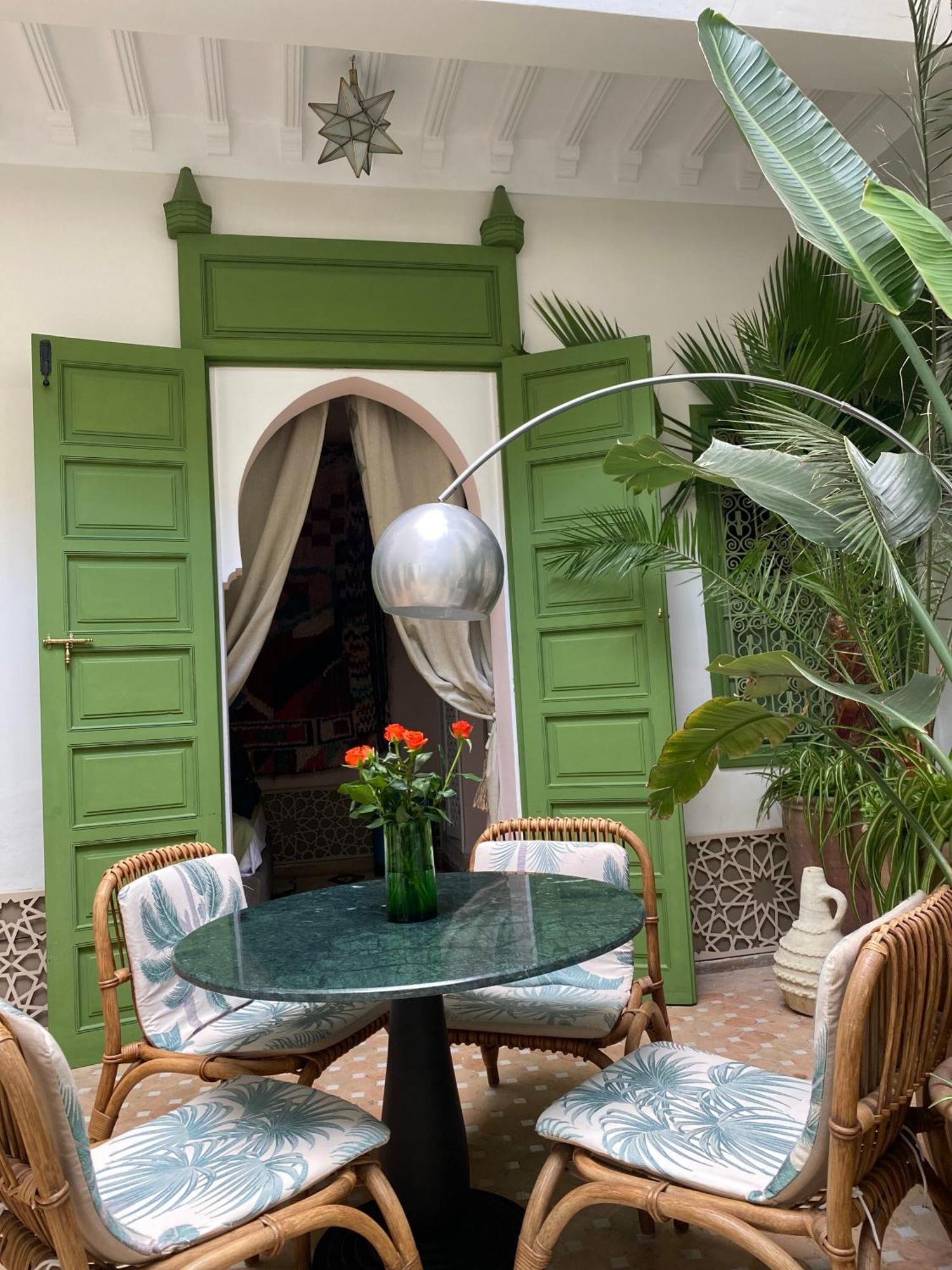 Riad Dar Adal Exclusivite 2 A 6 Personnes Petit Dejeuner Compris Place Jemaa El Fna Marrakesh Exterior photo